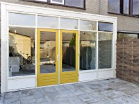 grote-serre-aan-de-woonkamer-benedenwoning-geitenkamp