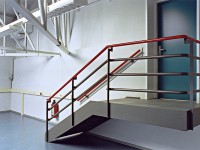 trap-verdieping-werkplaats-autotechniek-apeldoorn