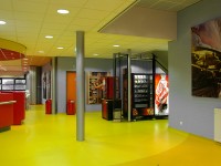 hal-met-nieuwe-vloer-tetrix-den-helder
