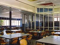 kantine-met-verschillende-gedeeltes