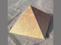 piramide-van-cheops-model